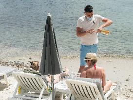 Outdoor Bars And Restaurants Reopen - Antibes