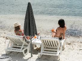 Outdoor Bars And Restaurants Reopen - Antibes