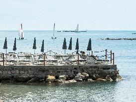 Outdoor Bars And Restaurants Reopen - Antibes