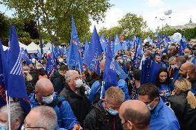 Police Rally In Front Of The National Assembly - Paris