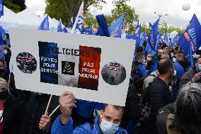 Police Rally In Front Of The National Assembly - Paris