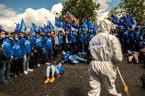 Police Rally In Front Of The National Assembly - Paris