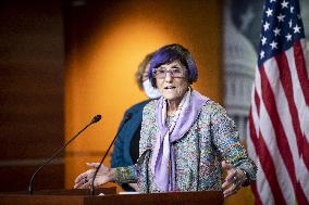 Nancy Pelosi Press Conference - Washington