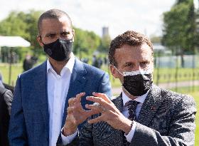 Macron Marks The Reopening Of Sporting Activities - Pont-Sainte-Marie