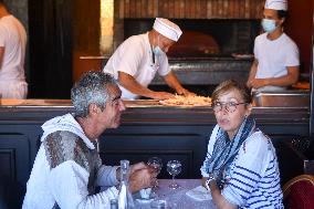 Outdoor Bars And Restaurants Reopen - Cannes