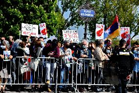 Tribute to the victims of the Armenian Genocide - Paris