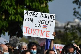 Tribute to the victims of the Armenian Genocide - Paris