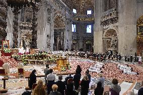 Pope Francis ordains 9 new priests - Vatican