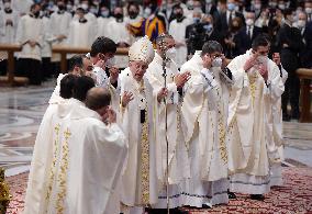 Pope Francis ordains 9 new priests - Vatican