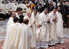 Pope Francis ordains 9 new priests - Vatican