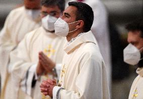 Pope Francis ordains 9 new priests - Vatican