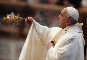 Pope Francis ordains 9 new priests - Vatican