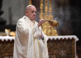 Pope Francis ordains 9 new priests - Vatican