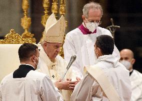 Pope Francis ordains 9 new priests - Vatican