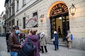 Theaters Reopen - Milan