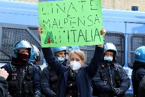 Alitalia Employees Demonstration - Rome