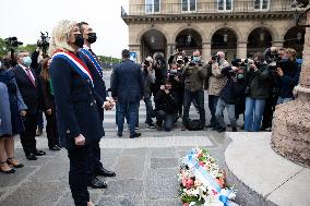 Marine Le Pen Lays Flowers To A Statue Of Joan of Arc - Paris