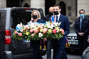 Marine Le Pen Lays Flowers To A Statue Of Joan of Arc - Paris