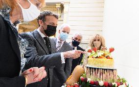 President Macron At Traditional Lily Of The Valley Ceremony - Paris