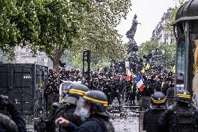 Worker's Day - Paris