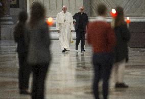 Pope Francis opens Marathon of Prayer against Covid-19 - Vatican