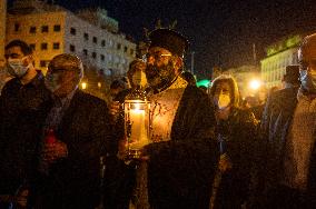 Holy Fire Marks Eastern Orthodox Easter - Beirut