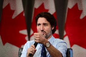 Justin Trudeau And Chrystia Freeland, Participate In A Virtual Discussion - Ottawa