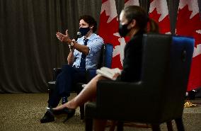 Justin Trudeau And Chrystia Freeland, Participate In A Virtual Discussion - Ottawa