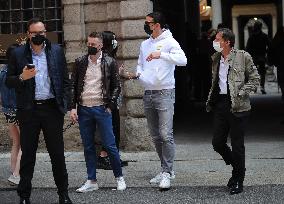 Zlatan Ibrahimovic With Friends Having Lunch - Milan