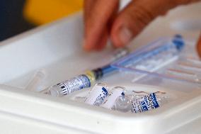 Begins Mass Vaccination Of Sputnik V To Persons Of 50-59 Years Old - Mexico