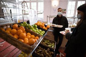 CROUS Restaurant For Students - Paris