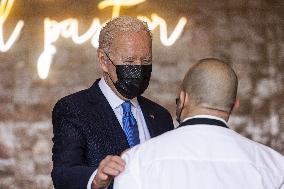 Biden visits restaurant in Washington, DC