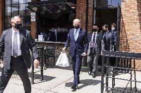 Biden visits restaurant in Washington, DC