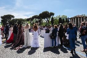 Demonstration Of Wedding Workers - Rome