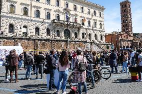 Demonstration Of Wedding Workers - Rome