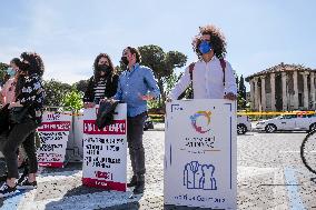 Demonstration Of Wedding Workers - Rome