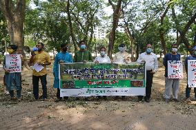 Pro-environmentalist youth organization Green Voice activists - Dhaka