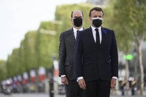 Macron at ceremony for 76th anniversary of WWII victory - Paris