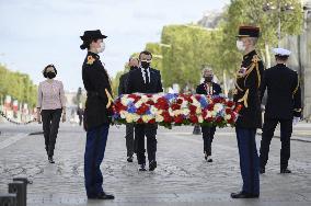 Macron at ceremony for 76th anniversary of WWII victory - Paris