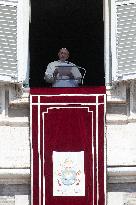 Pope Francis Delivers Regina Caeli Prayer - Vatican