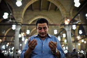 Ramadan At Amr Ibn Al-Aas Mosque In Cairo - Egypt