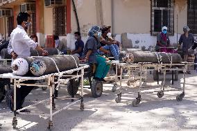 People Wait To Refill Medical Oxygen Cylinders - Rajasthan