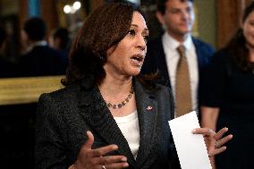 Kamala Harris swears in Eric Lander - Washington