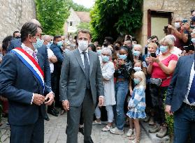 President Macron Visits Saint-Cirq-Lapopie