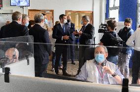 Olivier Veran Visits The Regulation Room Of The SAMU At Necker