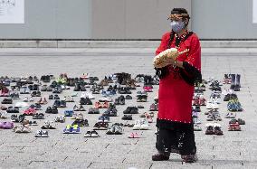 Canada Mourns 215 Children - Ottawa