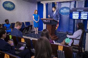 White House daily press briefing