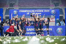 French Women PSG Team Celebrates Victory - Paris