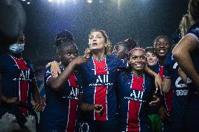 French Women PSG Team Celebrates Victory - Paris