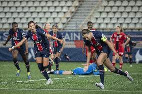 French Women PSG Team Celebrates Victory - Paris